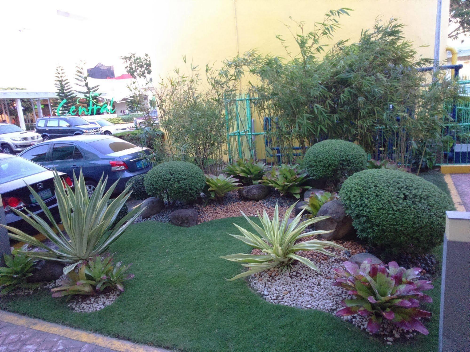 Go Hotels Bacolod Exterior photo